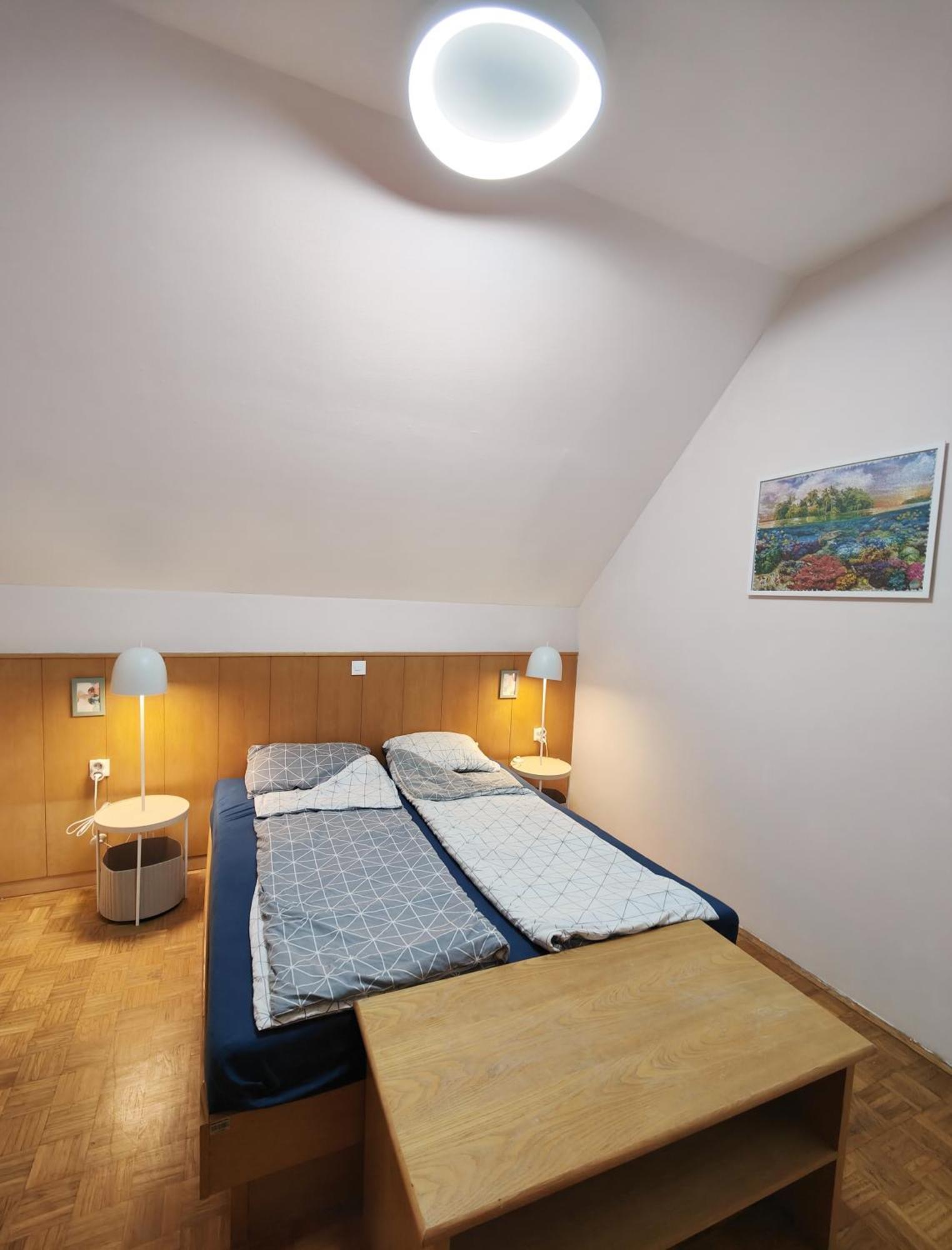 See You House, Terme Catez 153 チャテジ・オプ・サヴィ エクステリア 写真